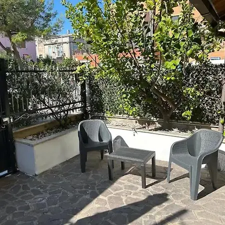 Lemon Tree House *